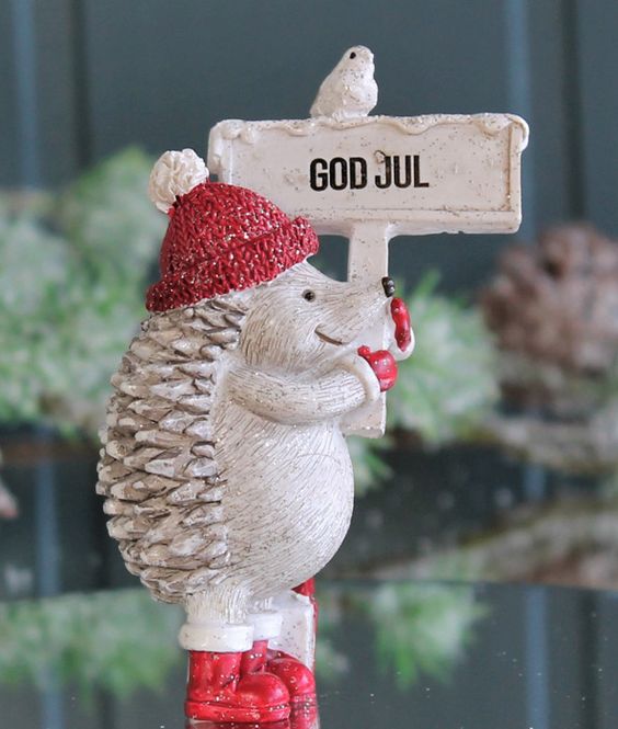 Hovedbilde Julefigur, pinnsvin med ...