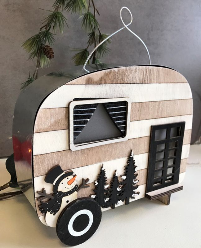 Lykt Campingvogn, flott pyntet, med Led lys.